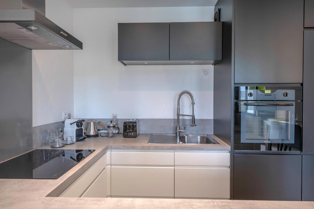 En Plein Coeur De Ville Bel Appartement Pour 6 Nantes Ngoại thất bức ảnh